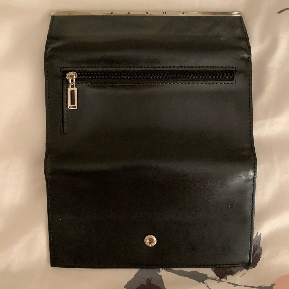 Guess wallet - Picture 3 of 3